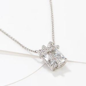 Diamonique Bow Gift necklace 18-20” .925